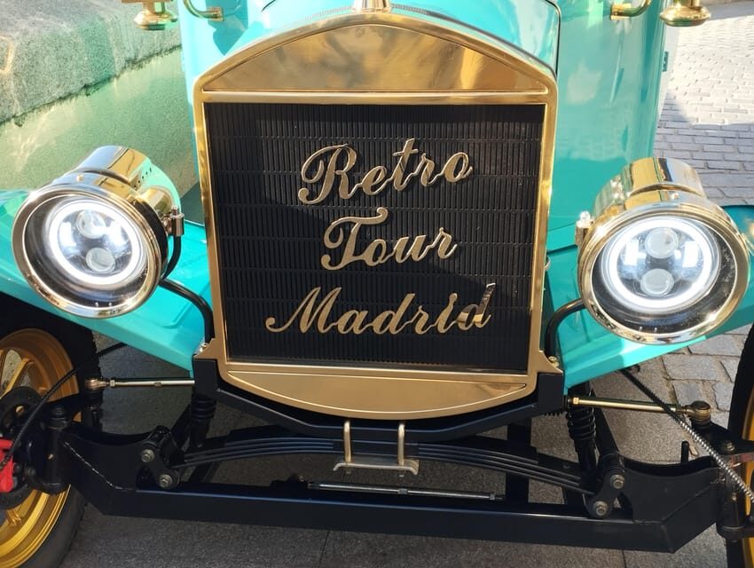 Madrid Retro Tour - 90 min - heart of the city and also modern Madrid. - Authentic Insights from Past Travelers