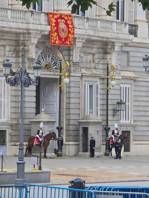 Madrid: Royal Palace Small Group Tour with Skip-the-Line - Why This Tour Offers Great Value
