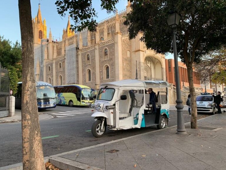 Madrid Tuk Tuk Welcoming Tour - The Itinerary — From Hidden Corners to Famous Landmarks