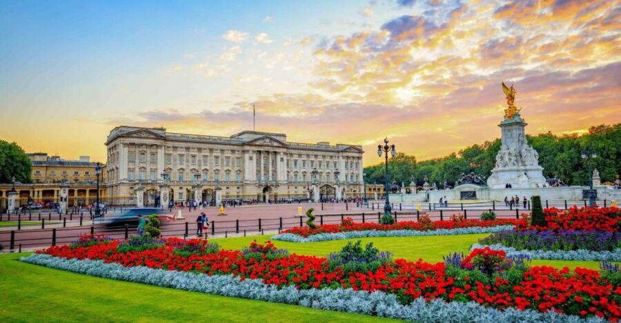 Magic of London Tour with Afternoon Tea at Harrods - Transportation, Timing, and Practicalities