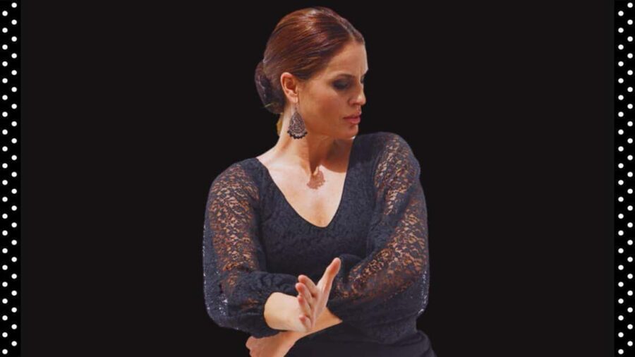 Málaga: 1-Hour Flamenco Dance Class with a Spanish Teacher - Who is This Experience Best Suited For?
