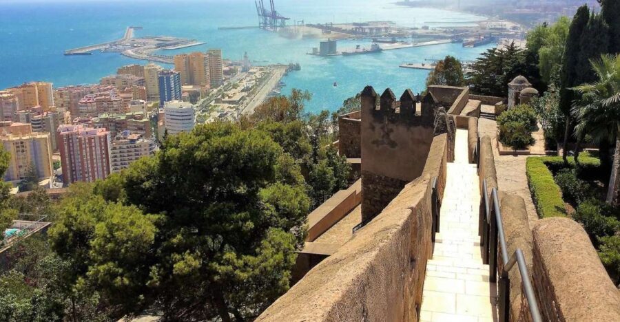 Malaga: group walking tour - Practical Tips for the Tour