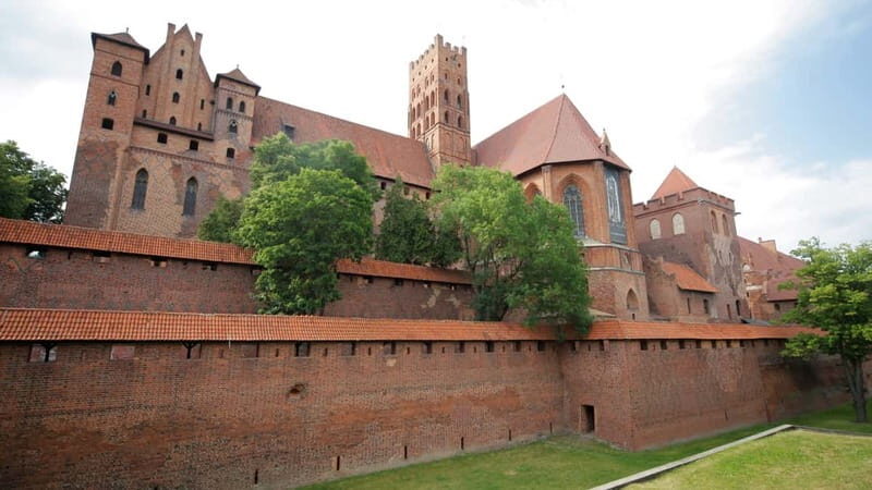 MALBORK: Castle of the Teutonic Oder from Warsaw - private - Practical Details and Value