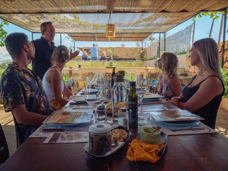 Mallorca: Visit a winery and enjoy a wine tasting, along with some Mallorcan products - In-Depth Look at the Experience
