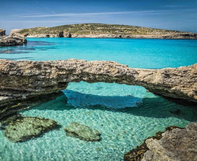 Malta: Private Boat Cruise with Caves, Beaches & Swim Stops - A Closer Look at the Itinerary