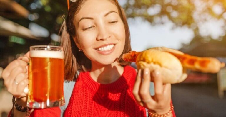 Marienplatz and Viktualienmarkt Private Tour and Tasting - Inside the Historic Churches