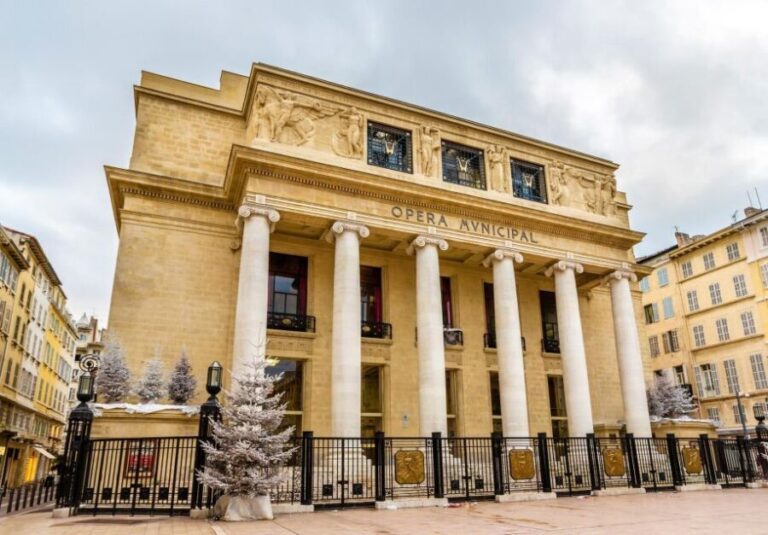 Marseille: Private Architecture Tour with a Local Expert - FAQ