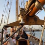 Marseille: Sunset Cruise Cocktail-Dinner in Frioul Islands - What the Reviews Reveal About the Experience