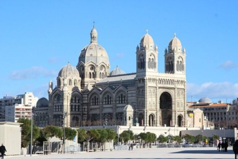 Marseilles: Private Custom Tour with a Local Guide - How the Itinerary Works