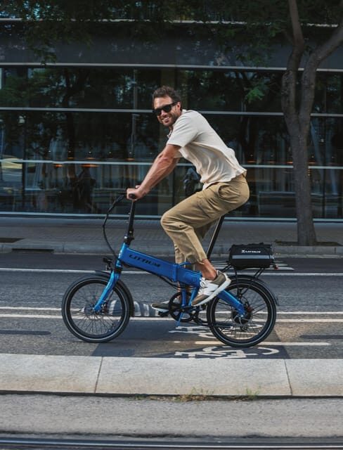 Maspalomas in style by electric bicycle - Key Points