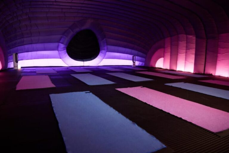Matosinhos: Private Hot Yoga Class for Bachelor/ette Parties - The Itinerary in Detail