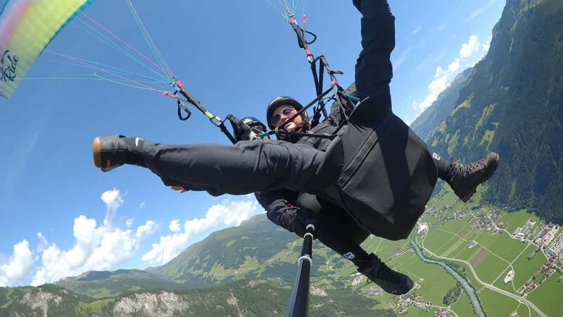 Mayrhofen: Private Paragliding Flight - All Levels - Freedom - The Takeoff and Flight Experience