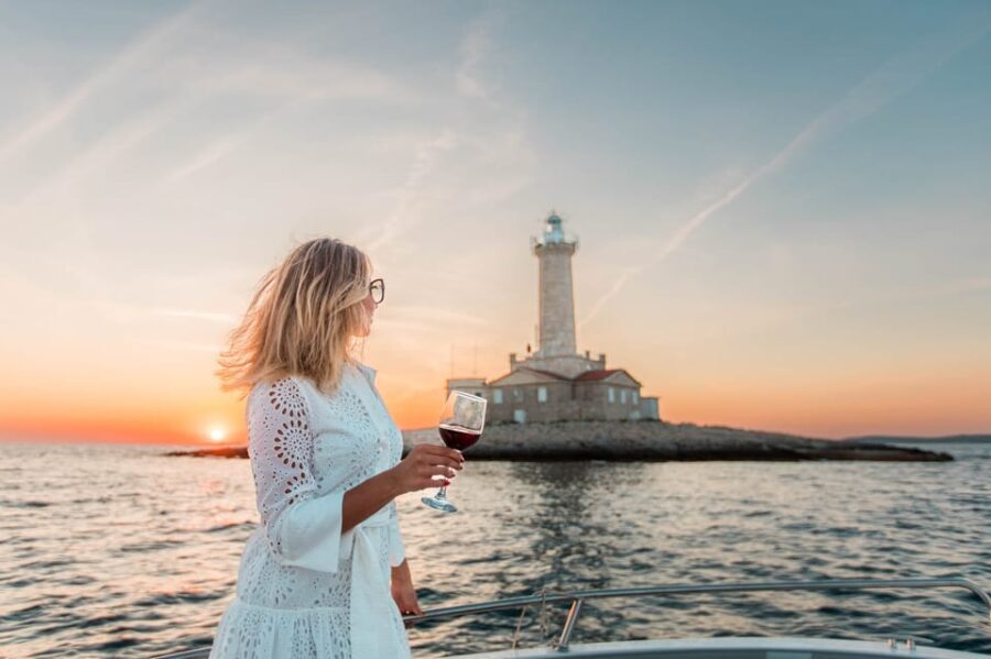Medulin: Sunset on Speedboat with Lighthouse and Wine - Who Should Book This Tour?