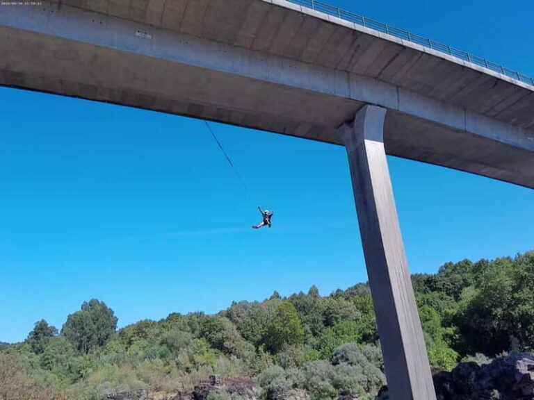 MELGAÇO: Pendular jump on the River Minho with Ruta Aventura. - The Jump and the Views