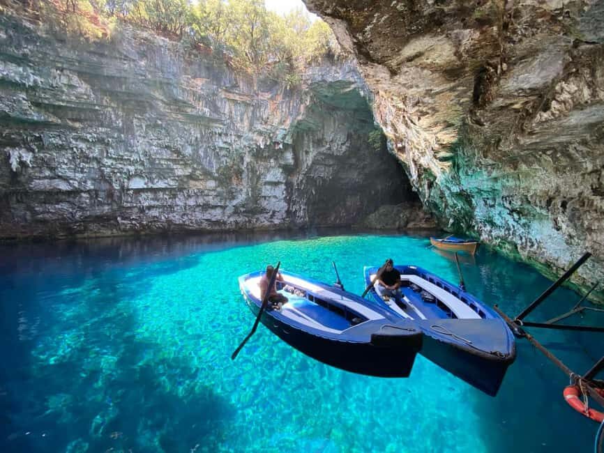 Melissani Lake  Fiskardo & Optional Emblisi Beach - Detailed Breakdown of the Itinerary