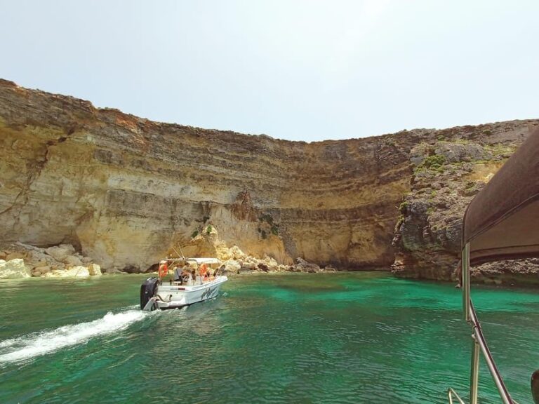 Mellieha: 3:00pm Speedboat round Comino Caves 2h Blue Lagoon - What Sets This Tour Apart