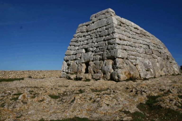 Menorca: Naveta des Tudons Burial Monument Ticket Entrance - Introduction to the Naveta des Tudons Experience