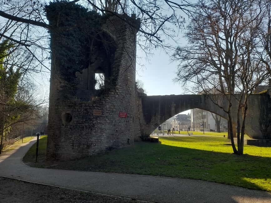 Metz: walking tour and legends told at dusk in small groups - The Itinerary in Detail