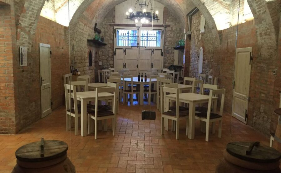 Montepulciano: Wine Tasting & Lunch in a Typical Winery - Practical Details & Logistics