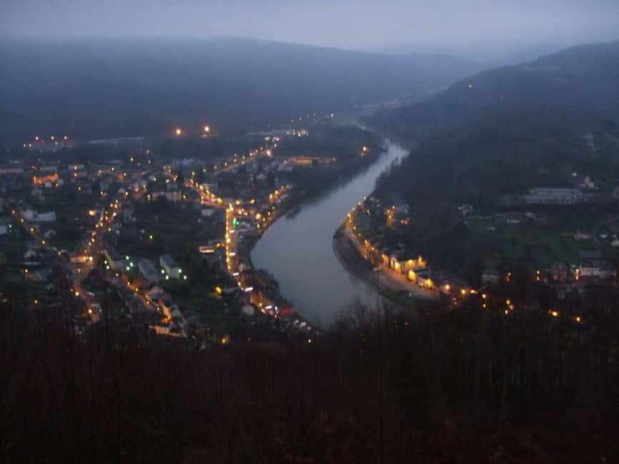 Monthermé: wild hike along the Meuse crests and its viewpoints - The Guides and Their Role