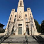 Montpellier: Guided Tour of Unusual Places by Electric Bike - Exploring Montpelliers Hidden Charms on Electric Bike