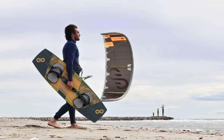 Montpellier: Kitesurfing Lesson with Equipment - In the Water: Learning to Glide