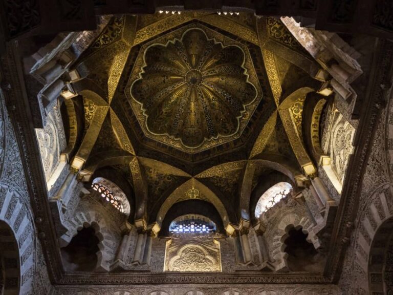 Mosque-Cathedral of Cordoba: Entry Ticket and Guided Tour - Who Should Consider This Tour?