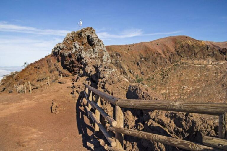 Mount Vesuvius: Skip-the-Line Ticket and Audio Guide - Visiting the Top of Vesuvius: The Climb and the Crater