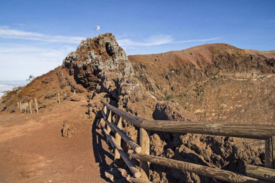 Mount Vesuvius: Skip-the-Line Ticket and Audio Guide - Visiting the Top of Vesuvius: The Climb and the Crater
