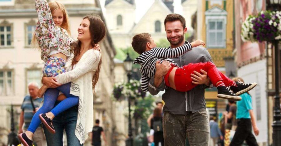 Munich: Friendly History for Family with Kids Guided Walking - Deep Dive into the Itinerary