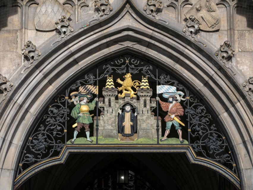 Munich: Guided Tour of the historic Town Hall on Marienplatz - Authentic Perspectives from Other Travelers