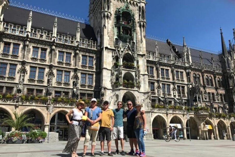 Munich: Highlights Walking Tour with a Guide - Breaking Down the Itinerary