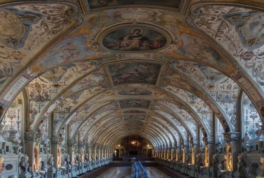 Munich: Private Guided Walking Tour with Residenz Museum - Discovering Munich’s Hidden Stories