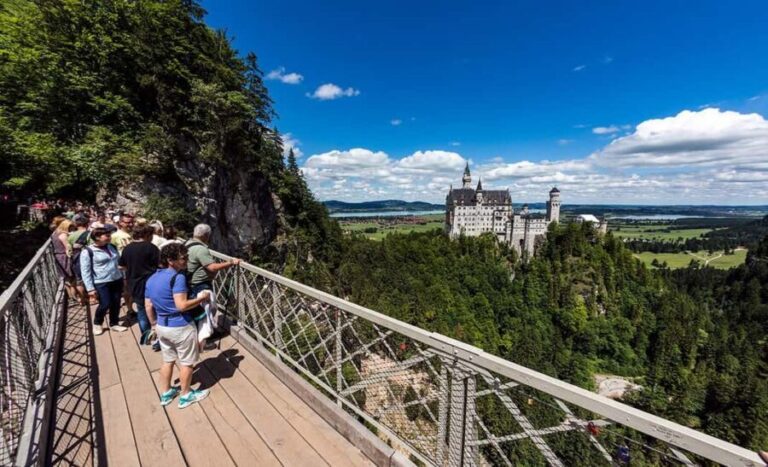 Munich: Private Neuschwanstein & Linderhof Tour & Lunch - The Value of This Tour