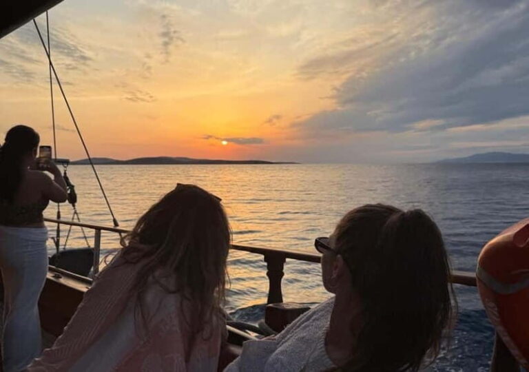 Mykonos: Sunset Boat Cruise with Light Dinner & Drinks - What Makes This Tour Stand Out?