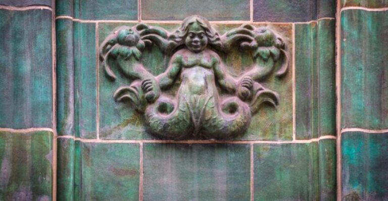 Mystical Hamburg - Walking Tour in German - The Stops and Stories