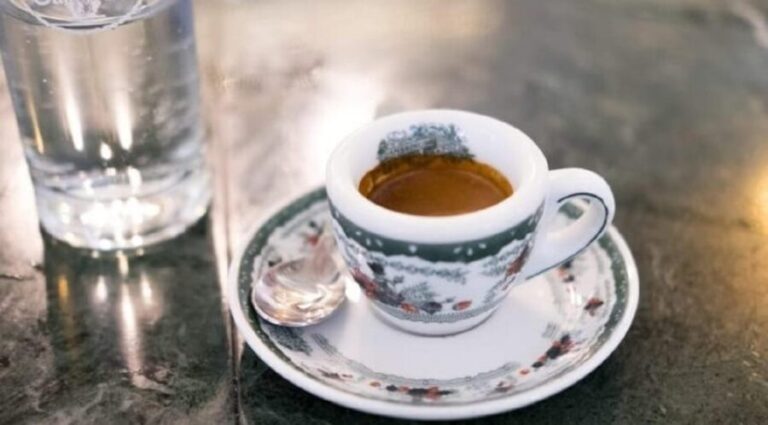 Naples: walk through the city's alleys with local guide - What Makes This Tour Stand Out?