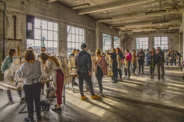 Neon Paint - Painting and Wine in the Dark in Krakow - The Painting Experience