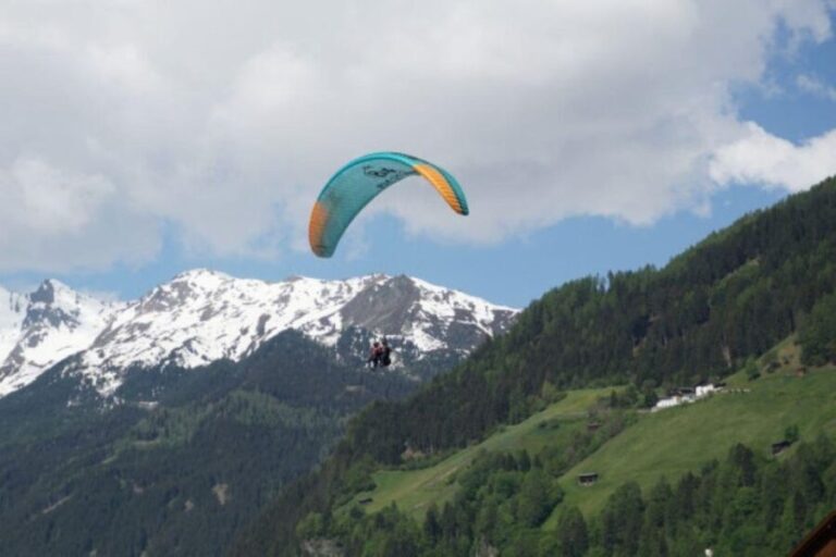 Neustift im Stubaital: Morning Paragliding Experience - The Safety Briefing & Equipment