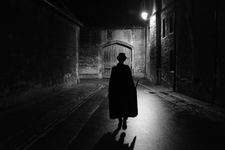 New: Oxford Costumed Ghost Tour In-Character - How to Maximize Your Experience
