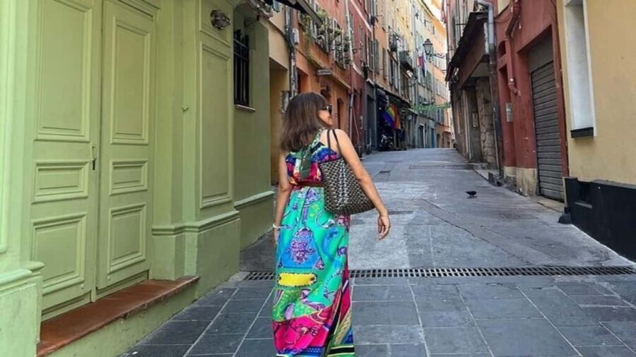 Nice : Old Town and Castle Hill Walking Tour - The Market and the Old Town: Sights, Scents, and Souvenirs