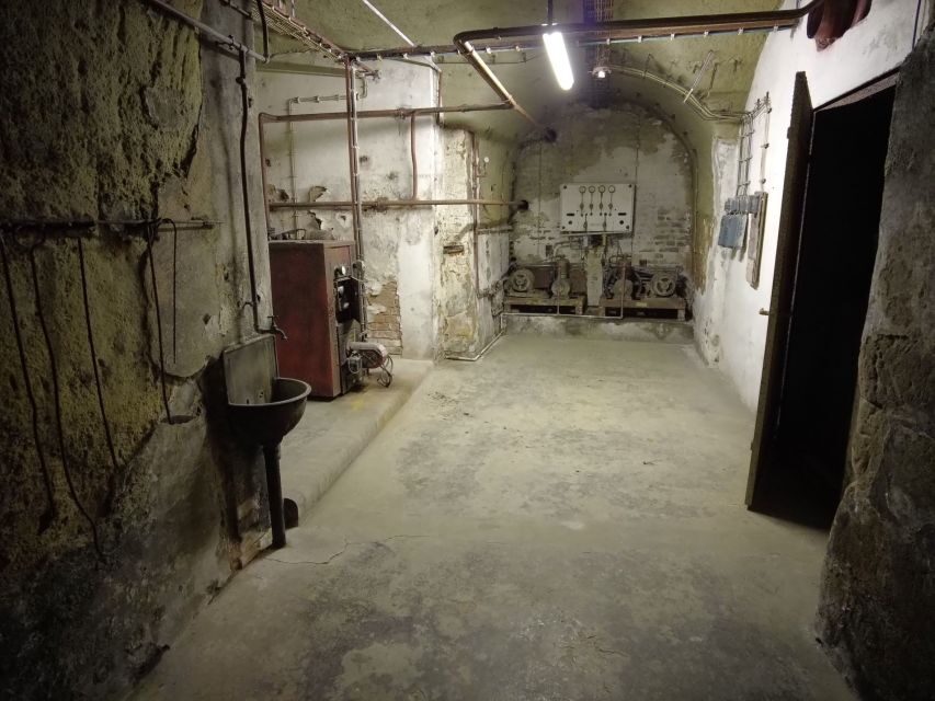 Nuremberg: Historischer Kunstbunker WWII Art Bunker Tour - A Deep Dive Into the Tour Experience