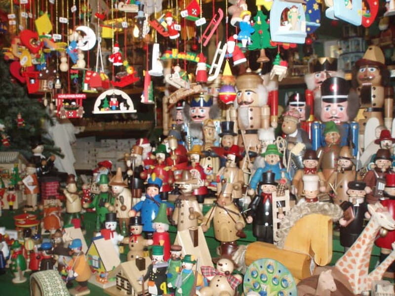 Nuremberg: Old Town and Christmas Market 1.5-Hour Tour - Practical Details