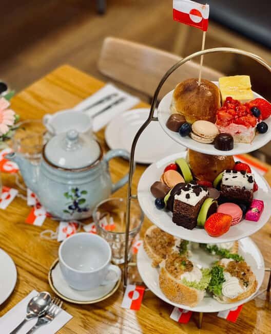 Nuuk City Highlights by Car with Greenlandic Tasting - Scenic Views and Photo Opportunities