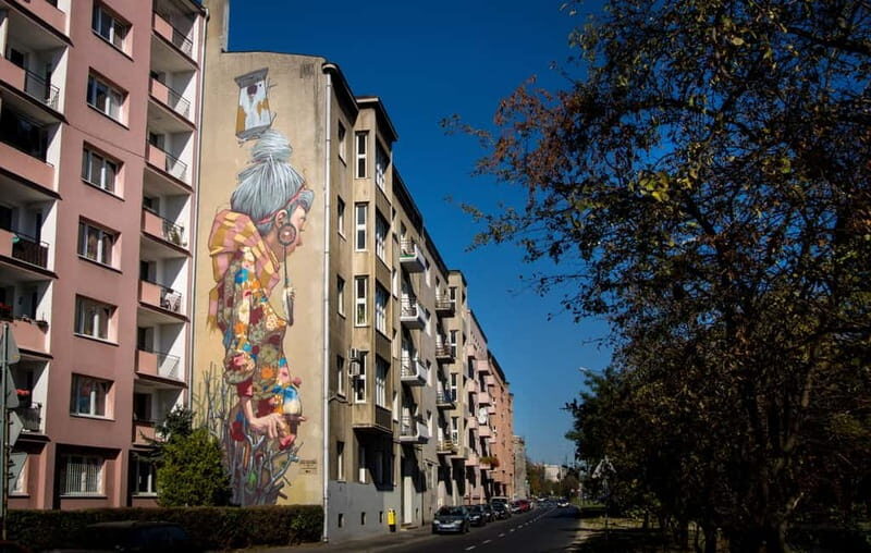 ód Street Art Tour: Discover the City of Murals - Who Should Consider This Tour?