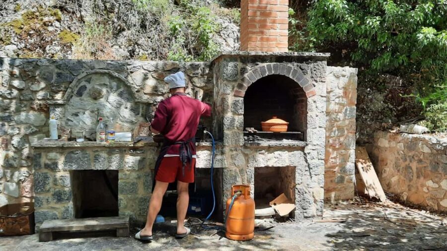 Ohrid Boat Tour Sv. Naum, Zaum, Trpejca & BBQ | Lale Tours - Who Should Consider This Tour?