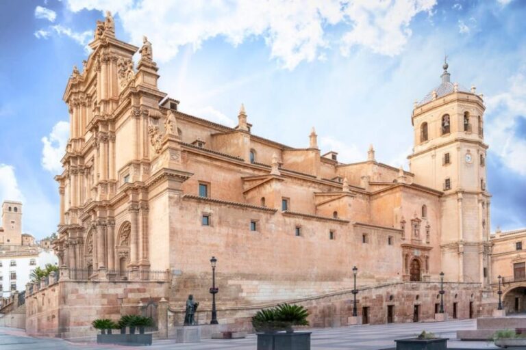 OLD COLLEGIATE CHURCH OF SAN PATRICIO: AUDIO GUIDED VISIT - Who Should Consider This Tour?