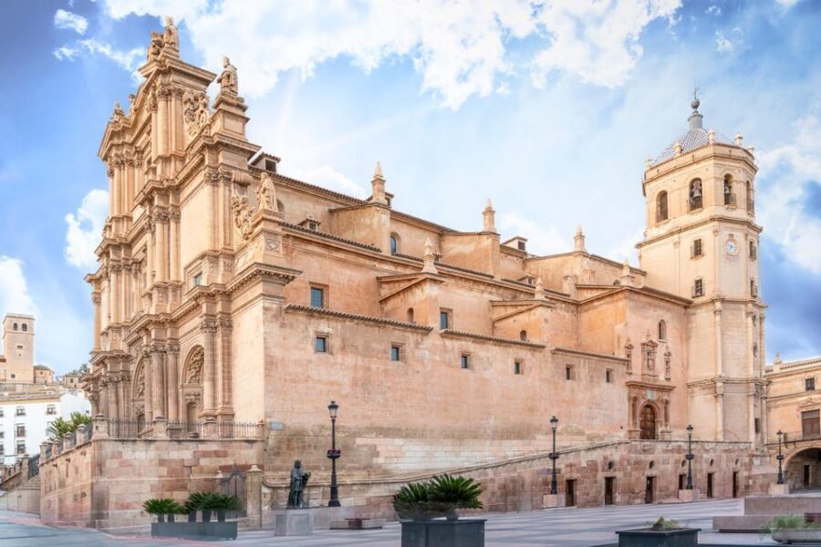 OLD COLLEGIATE CHURCH OF SAN PATRICIO: AUDIO GUIDED VISIT - Who Should Consider This Tour?