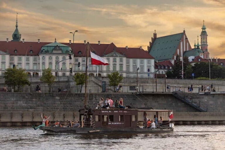Old Town Panorama Cruises - The Value of Short Cruises in a Big City