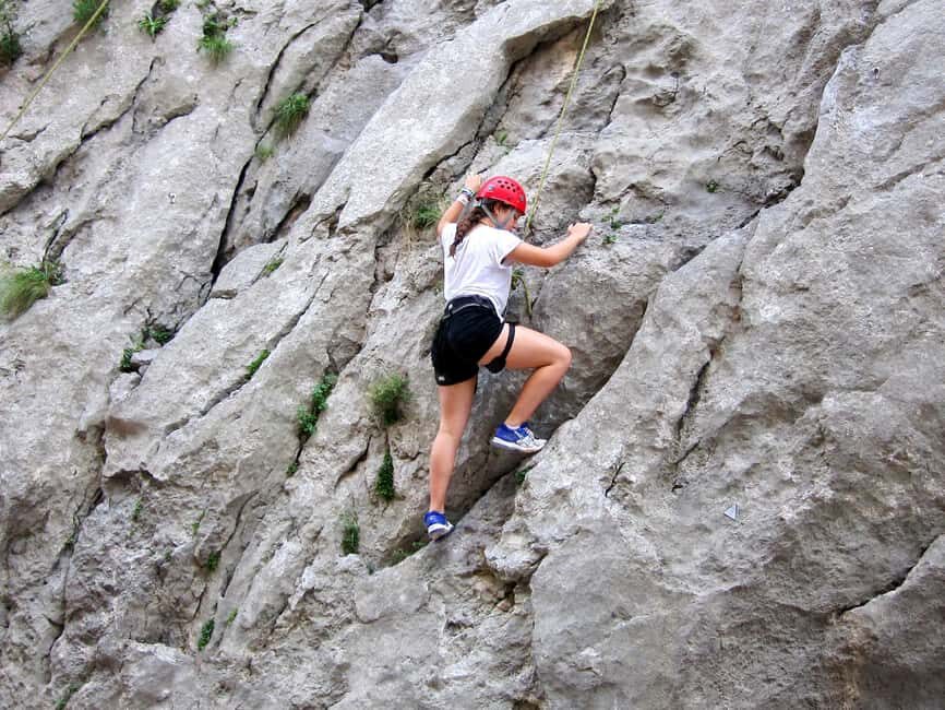 Omi: Free Climbing gear, Daily Rental - Frequently Asked Questions